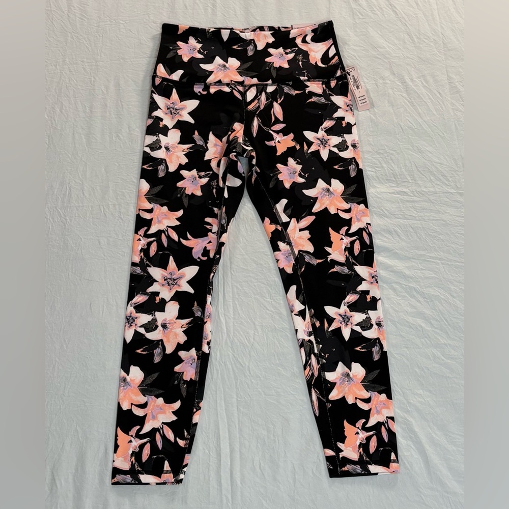 VICTORIA’S SECRET HIGH RISE 7/8 LENGTH.